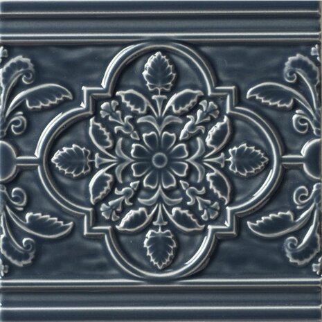 St. James on Ascot Blue 152 x 152 x 7 